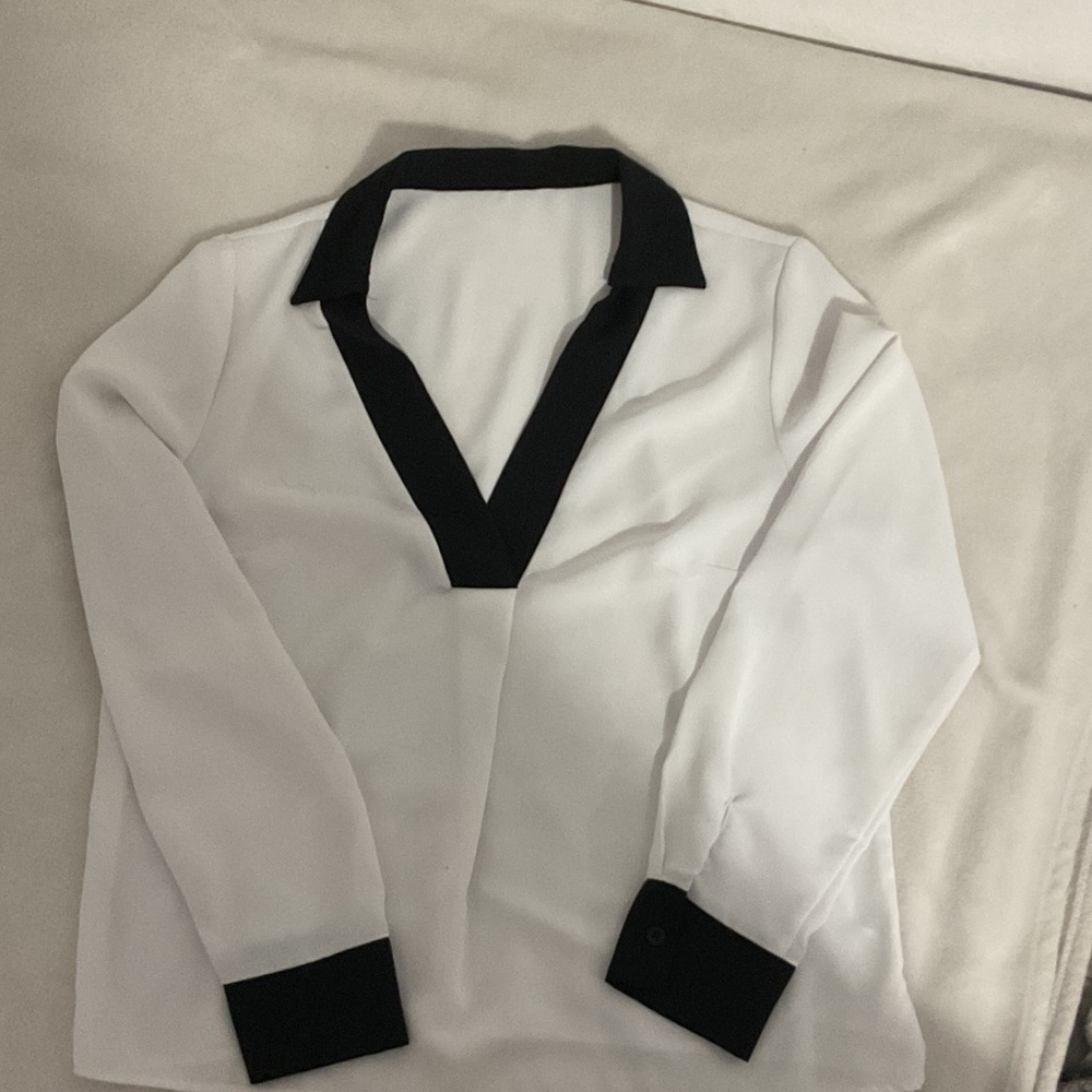 SHEIN Black and White V-Neck Blouse